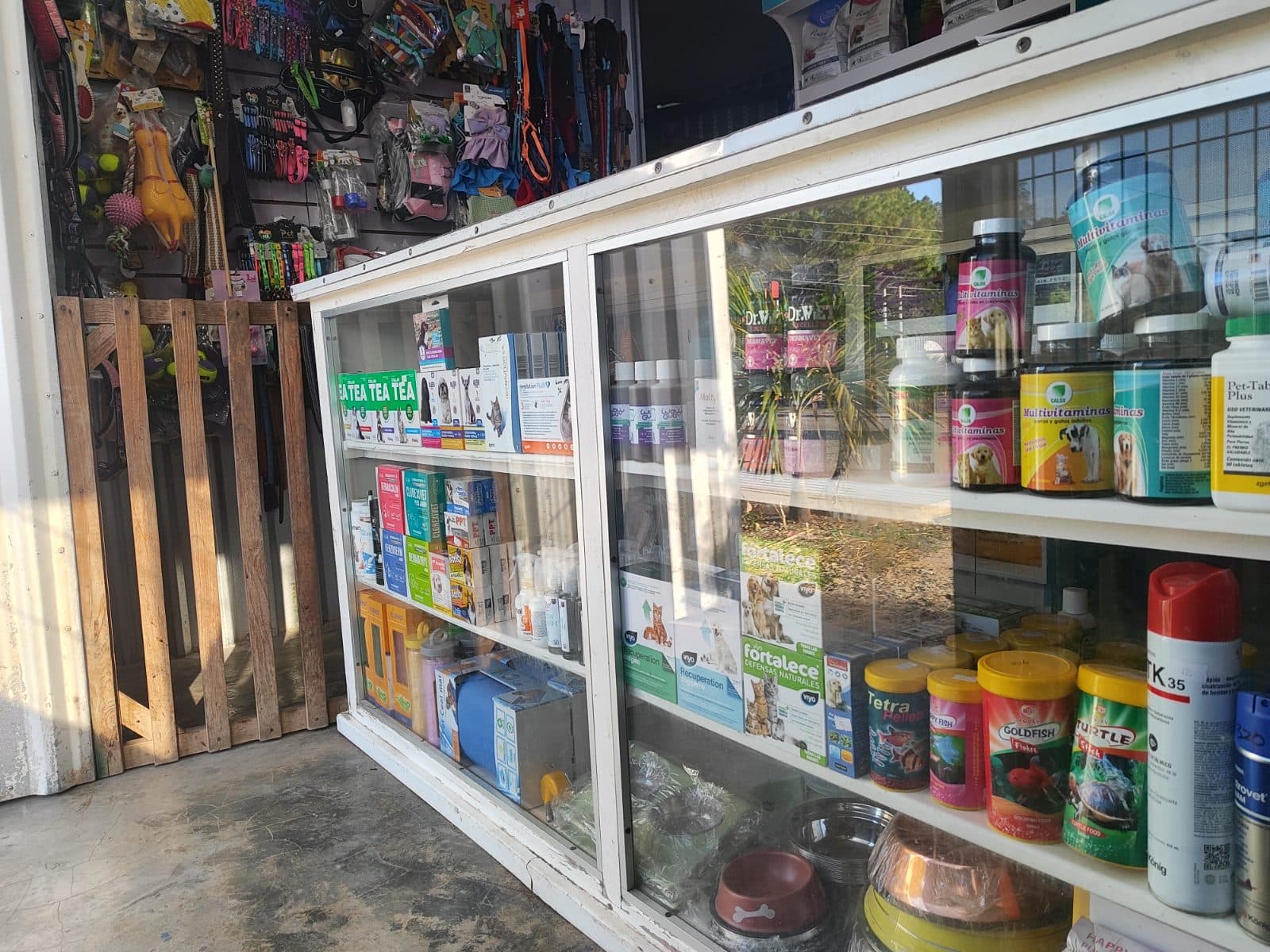 Wow Guau Pet Shop — foto 3 de 4